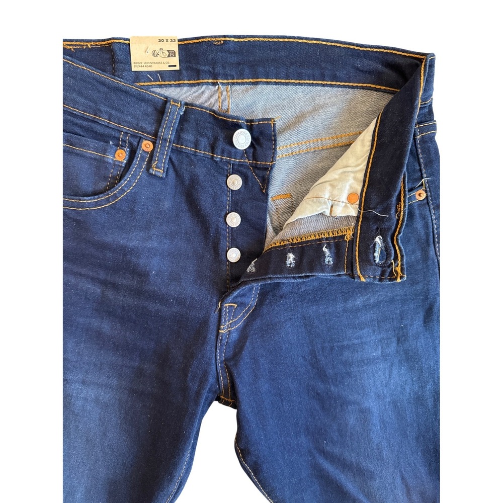 Levis 501 Original Fit Mens Jeans Dark Wash Indigo Blue Button Fly 30x32 NEW - Picture 2 of 5